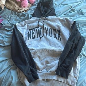 Brandy Melville oversized sweatshirt